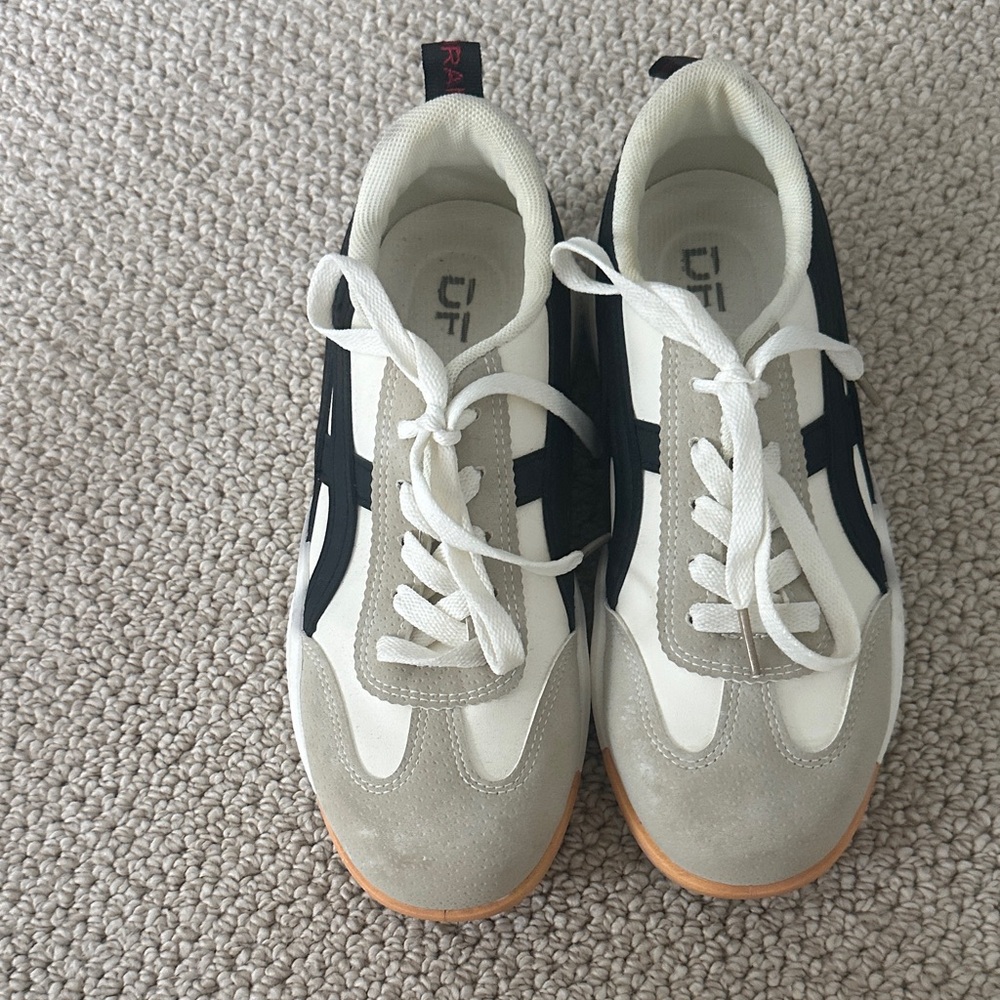 Casual Lace-Up Women’s Sneakers in White, Gray & Black